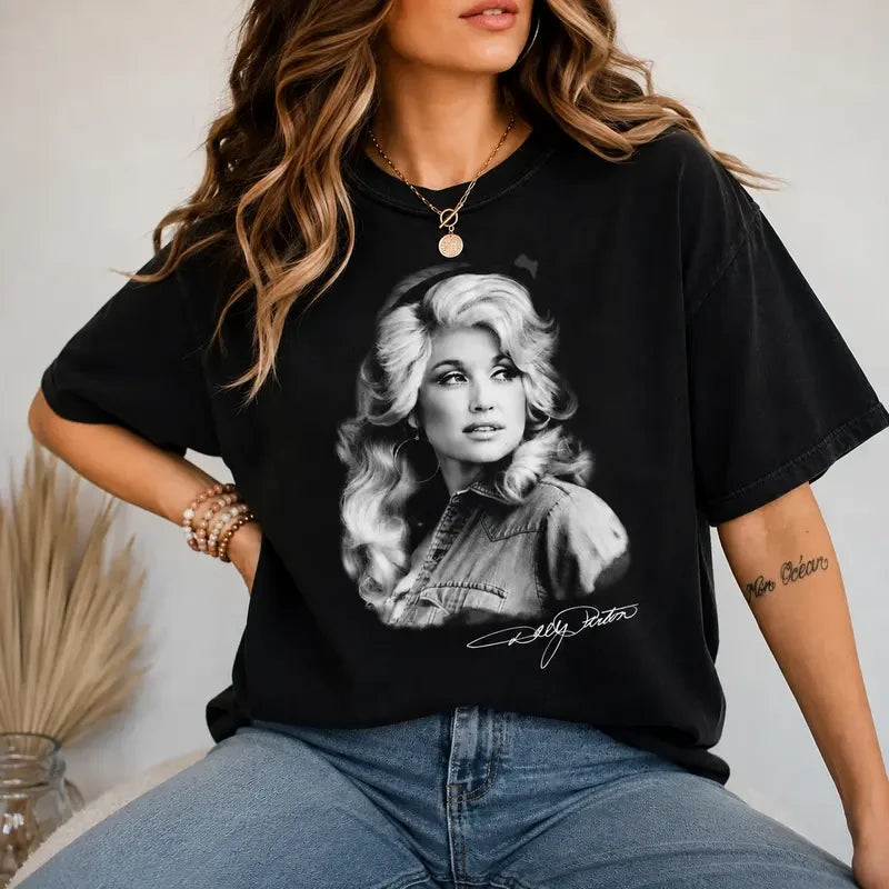 Vintage Dolly Parton Portrait T-Shirt